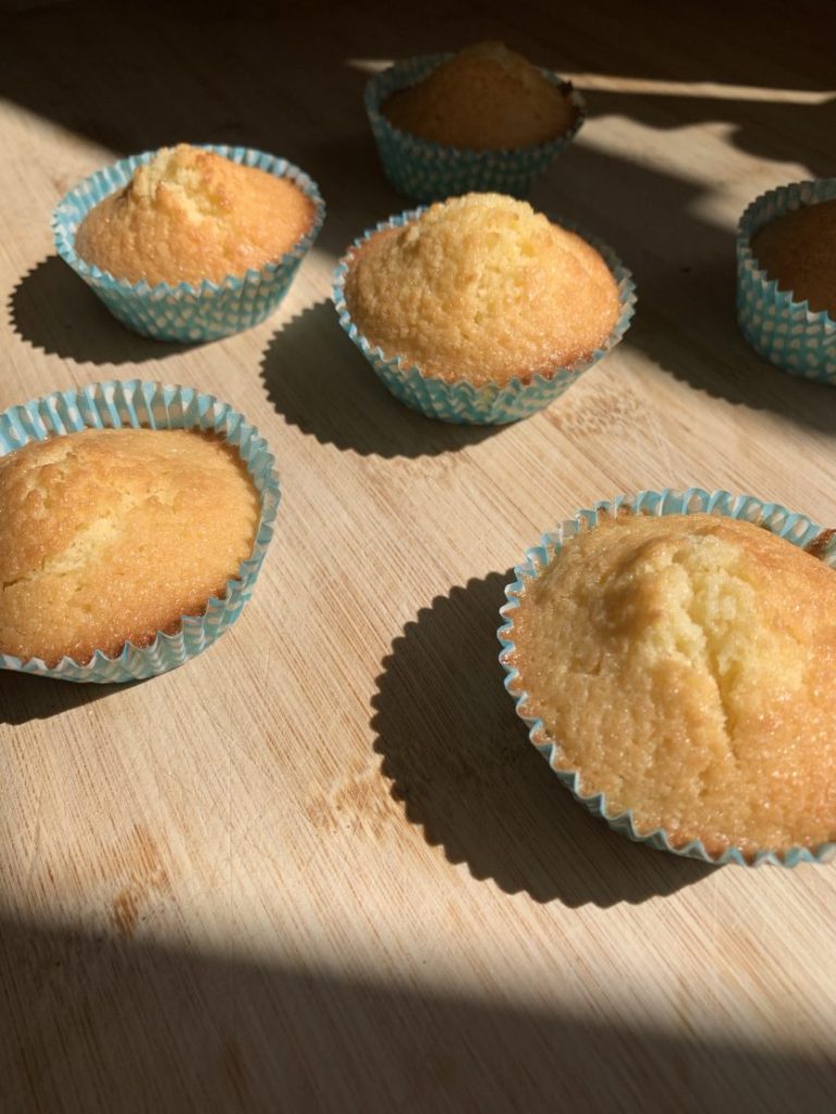 Coconut fairy cakes - Baking with kids