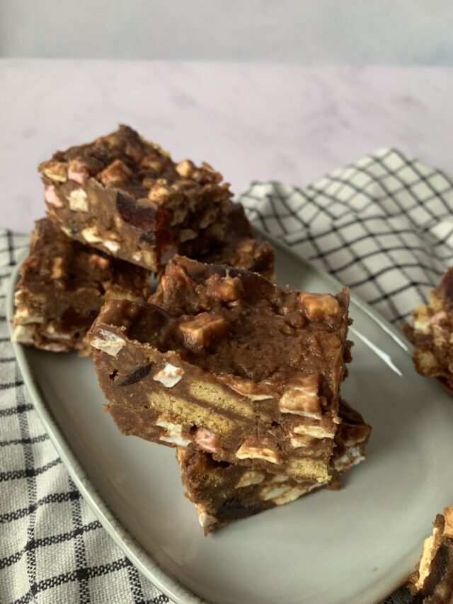 Rocky road recipe and suggestions for extras to add!