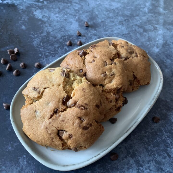 can I bake cookies in an air fryer