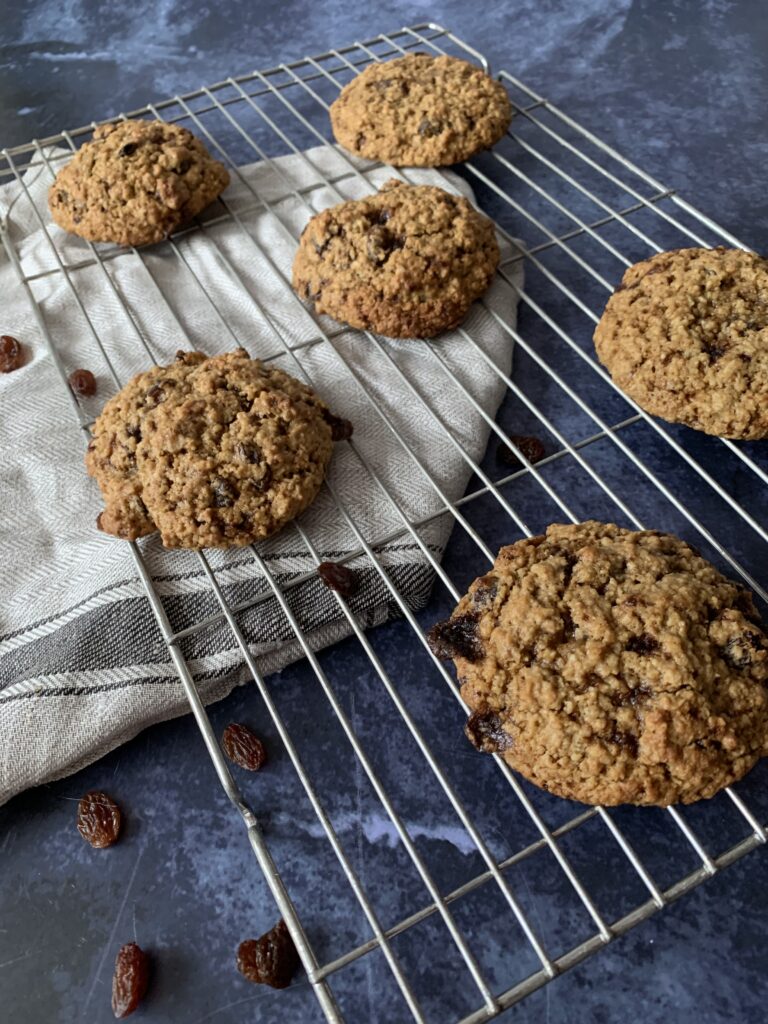 Famous Quaker Oats Oatmeal Cookie Recipe